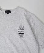 アスレジャーブランド Engross（エングロス）のSweat Short Sleeve（スウェットショートスリーブ）グレー 置き画像 ロゴ