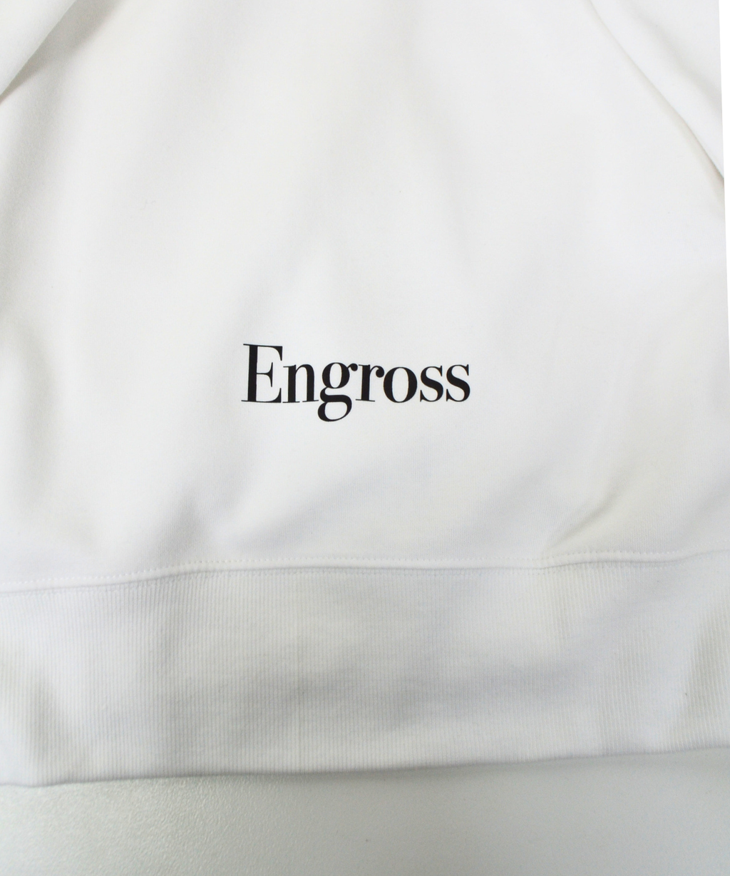 アスレジャーブランド Engross（エングロス）のQuick-Dry Zip Hoodie（クイックドライフーディー）ホワイト バックプリント