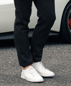 アスレジャーブランド Engross（エングロス）のMidweight Long Pants（ミッドウェイトロングパンツ）ブラック モデル着用イメージ