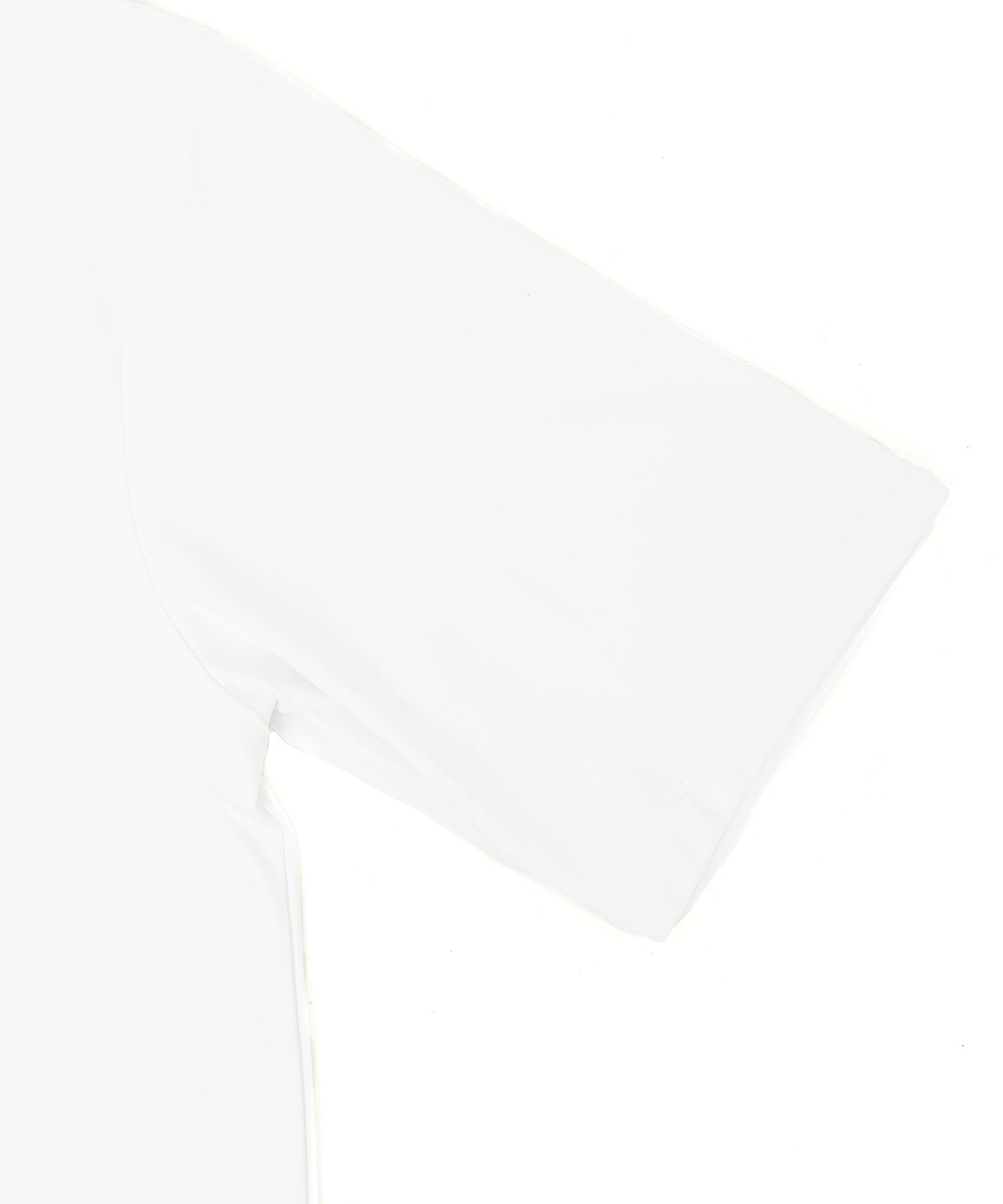 アスレジャーブランド Engross（エングロス）のTrack Logo T-shirt（トラックロゴTシャツ）ホワイト 平置きアイテム画像