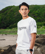 アスレジャーブランド Engross（エングロス）のDouble Logo T-shirt（ダブルロゴTシャツ）ホワイト モデル着用イメージ