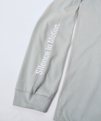 アスレジャーブランド Engross（エングロス）のOrganic Cotton Long Sleeve T-shirt（オーガニックコットンロングスリーブTシャツ）ライトグリーン 袖プリント