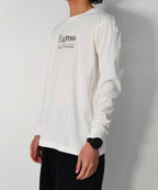 アスレジャーブランド Engross（エングロス）のOrganic Cotton Long Sleeve T-shirt（オーガニックコットンロングスリーブTシャツ）ホワイト モデル着用イメージ